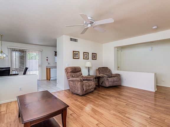 3rd image of 15161 W Honeysuckle Ln