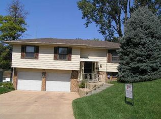 4912 Spring St, Omaha, NE 68106