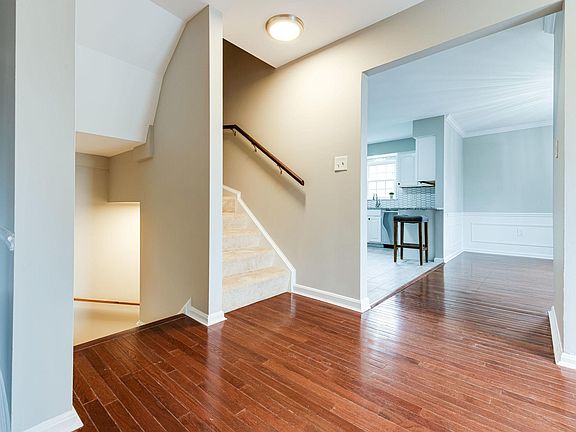 5th image of 632 N Armistead St