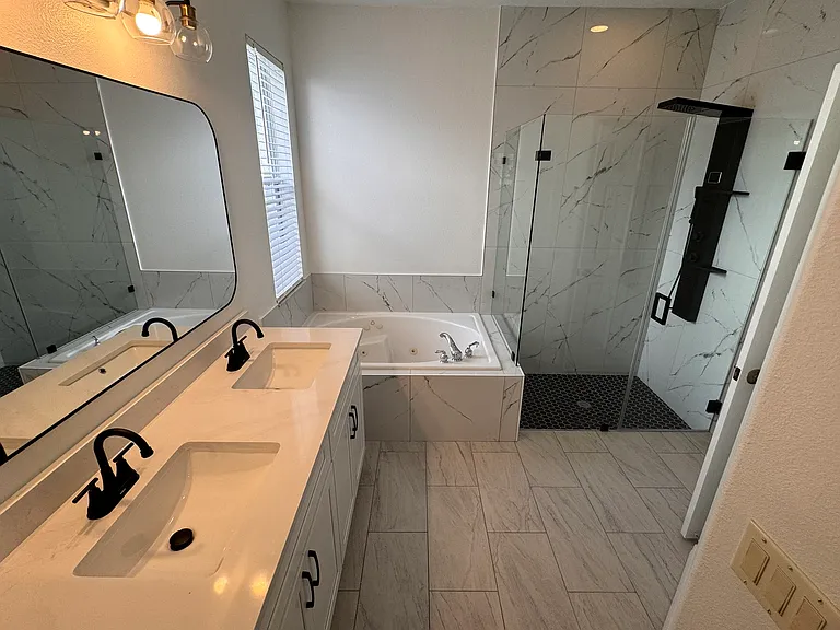 14006 Mailer Blvd — Photo 9