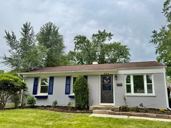 324 Hiawatha Dr, Buffalo Grove, IL 60089
