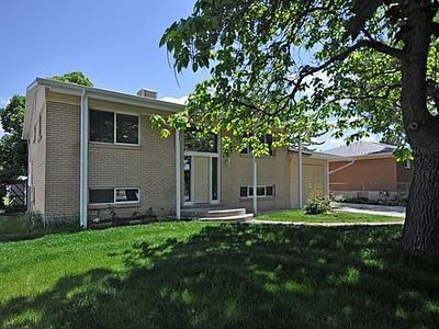 9725 S 520 E, Sandy, UT, 84070
