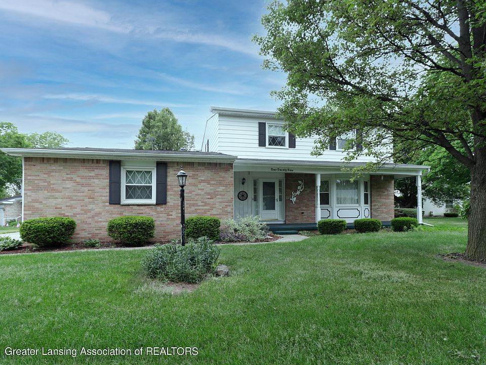 1st image of 222 Green Meadows Dr