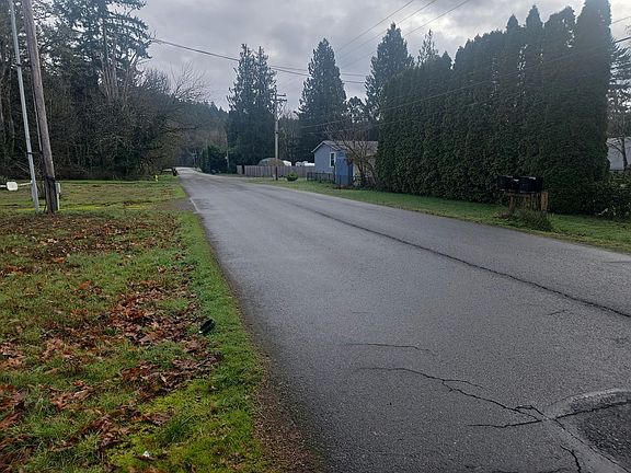 5th image of 11344 6th Ave SE