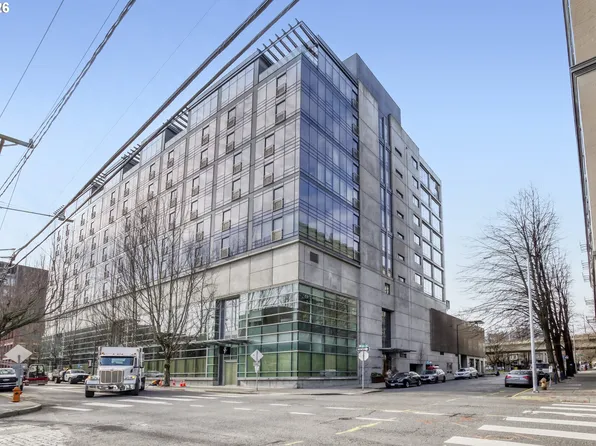 1410 NW Kearney St APT 909, Portland, OR 97209