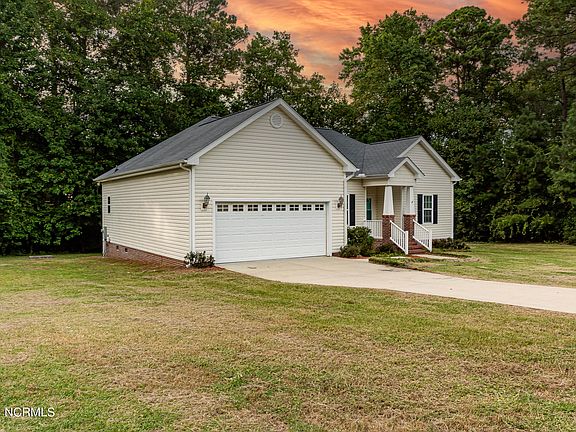 2nd image of 106 Foxwood Place