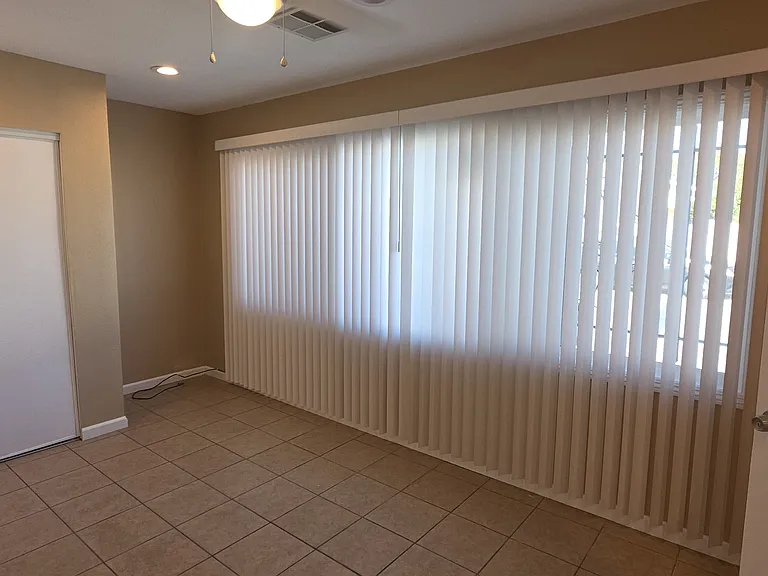 719 E Wardlow Rd #B — Photo 10