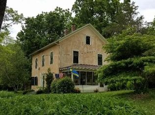 W11976 State Highway 35, Stockholm, WI 54769