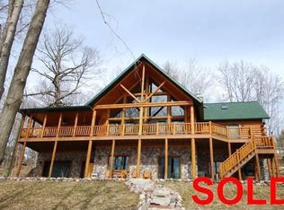 S1430 W Redstone Dr, La Valle, WI 53941