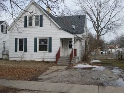 2721 Ezra Ave, Zion, IL, 60099