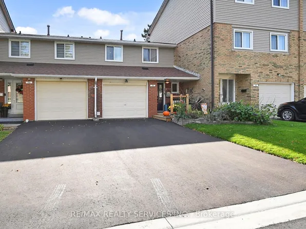 72 Carisbrooke Ct, Brampton, ON L6S 3K1