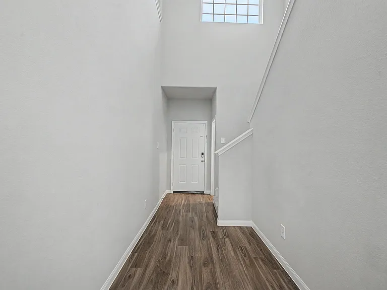 13820 Goldeye Dr — Photo 22