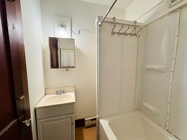 22 Canal St #1L — Photo 16