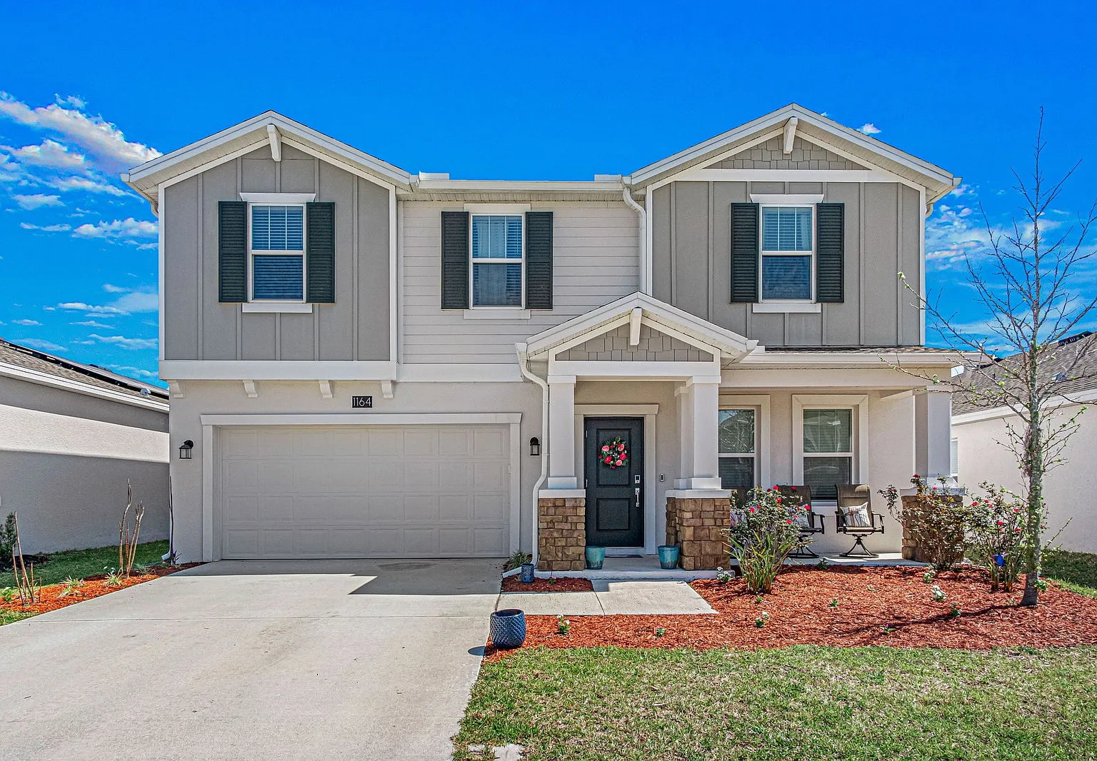 4 bed, 3.0 bath, 2576 sqft, $2,995 — Photo 1