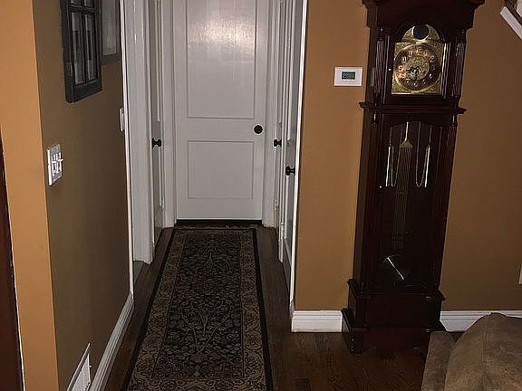 5th image of 355 Forest Ave