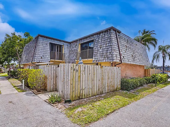 149 Lake Arbor Drive, Palm Springs, FL 33461