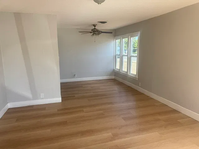 4 bed, 1.5 bath, 1591 sqft, $4,700 — Photo 3
