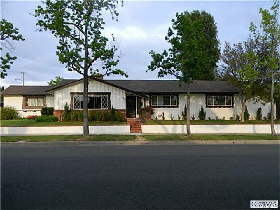 1st image of 405 N California St