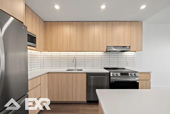 Rented by EXR | media 3