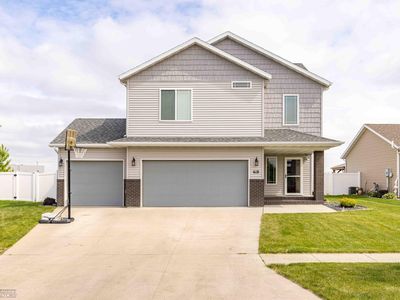 618 23rd Ave W, West Fargo, ND, 58078