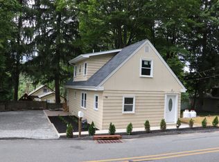 78 Longwood Lake Rd, Oak Ridge, NJ 07438