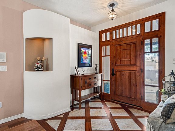 5th image of 5009 San Timoteo Ave NW