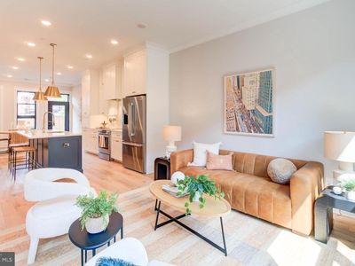 217 16th St NE #3, Washington, DC, 20002
