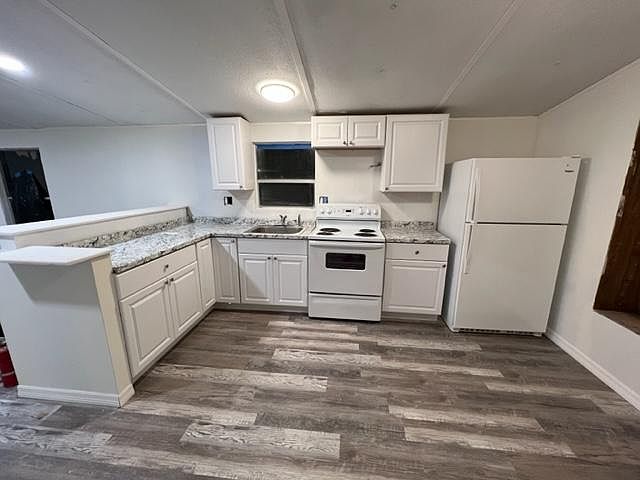 2nd image of 36348 Teakwood Ave