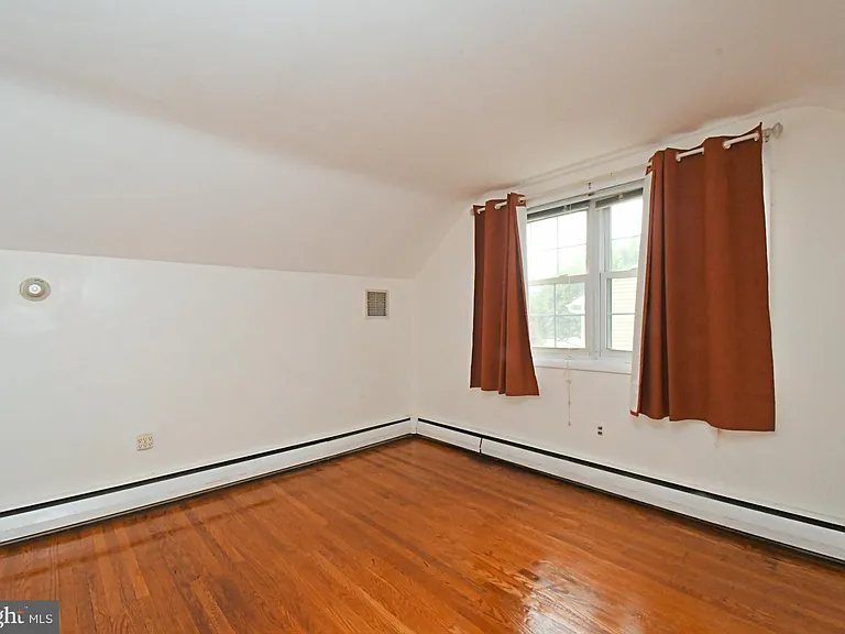 559 General Muhlenberg Rd — Photo 15