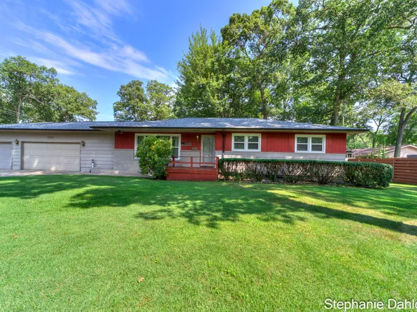 1596 Nottingham Ct, Muskegon, MI 49445
