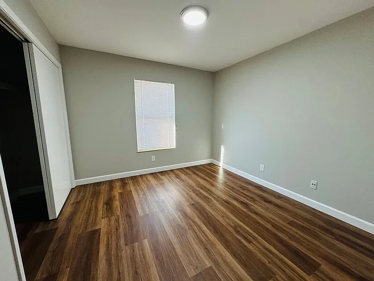 Creek Ridge Apartments — Photo 5