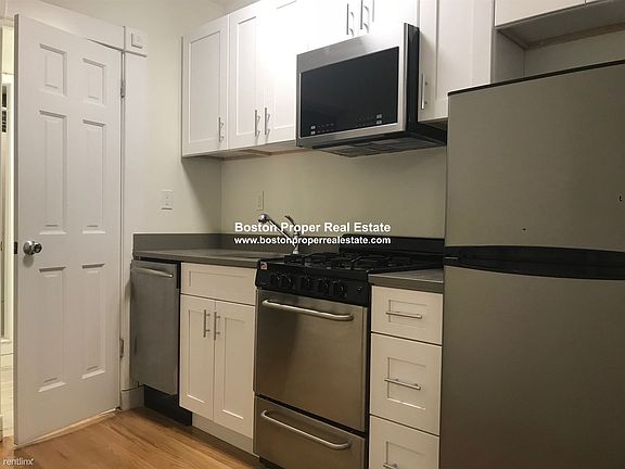 63 Hancock St. #1R Boston - Beacon Hill Unit Photo 2