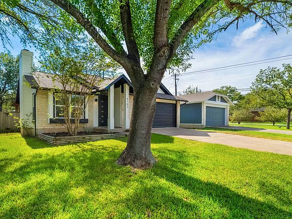 2nd image of 4707 Alta Loma Dr