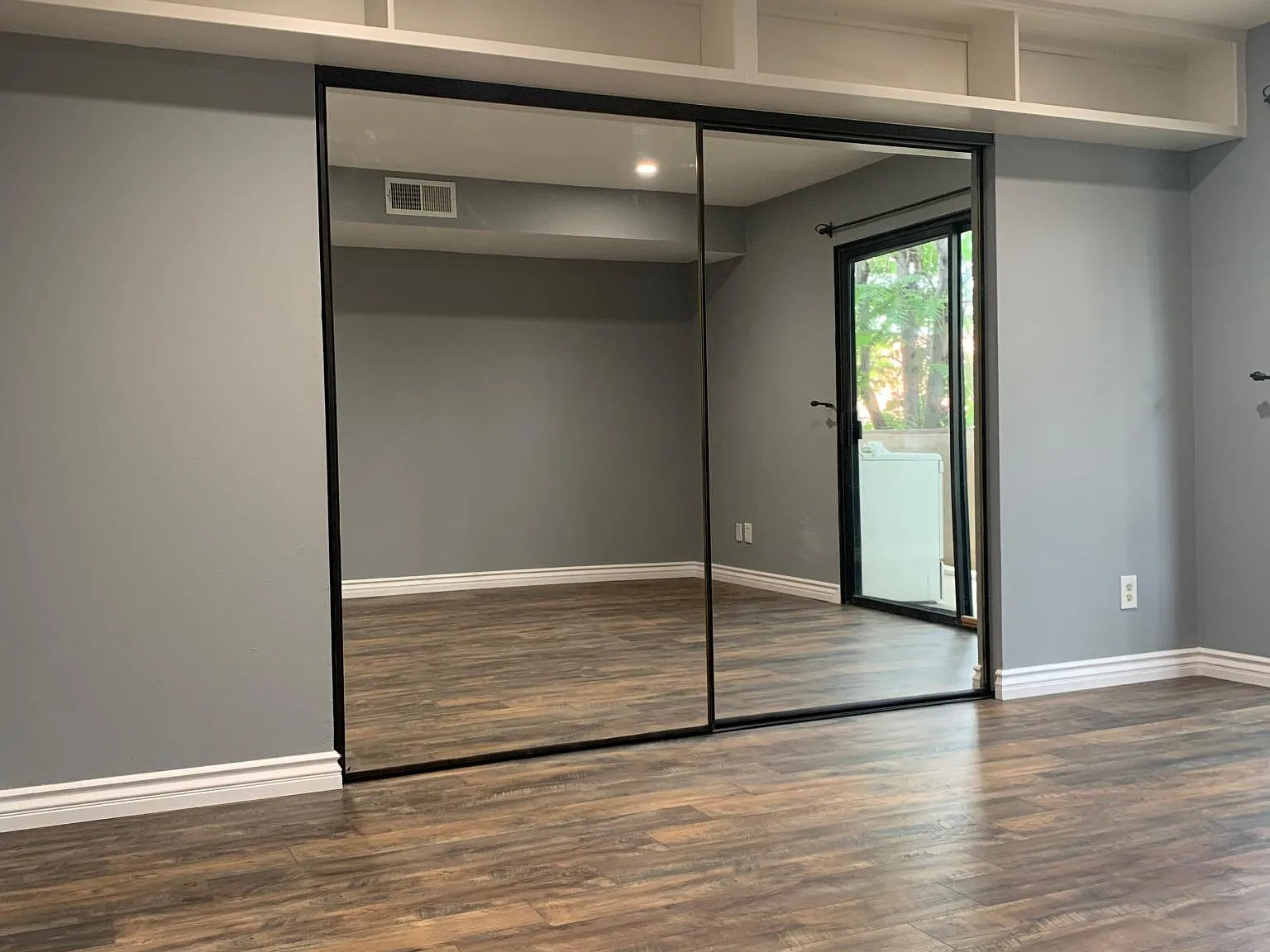 2 bed, 1118 sqft, $3,400 — Photo 3