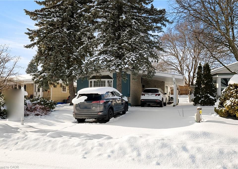 1st image of 62 Greendale Cres
