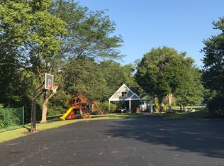 5991 Woodsbend Dr, Milford, OH 45150