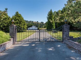 3612 Happy Valley Rd, Sequim, WA 98382