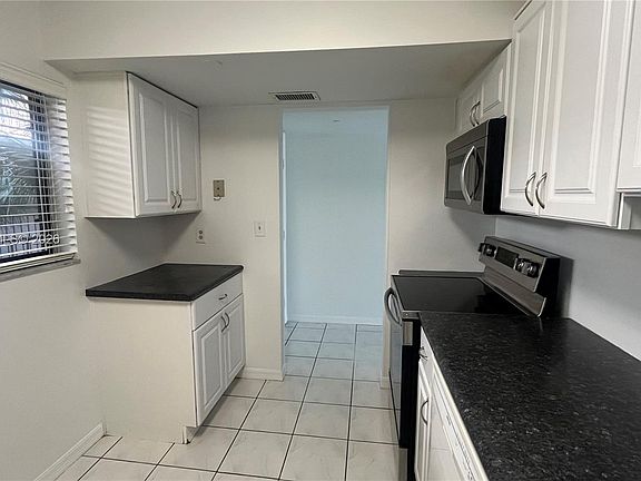 4th image of 8540 SW 133rd Avenue Rd APT 316