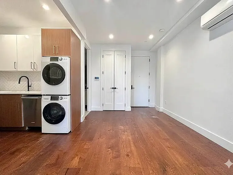 2114 Fulton St #2B — Photo 2