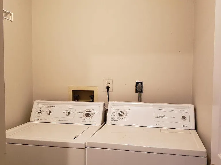 2nd floor laundry
