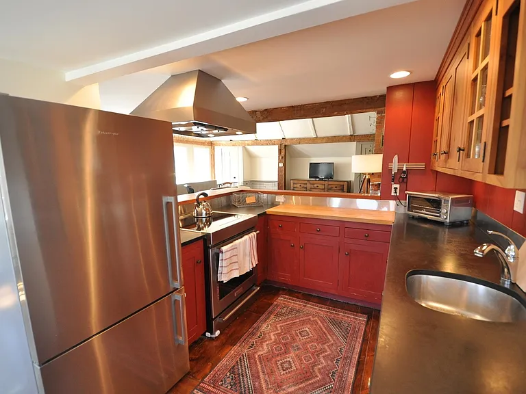 7190 Main St — Photo 19