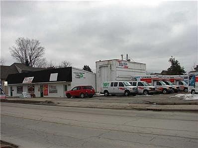 2nd image of 429 E Morgan St