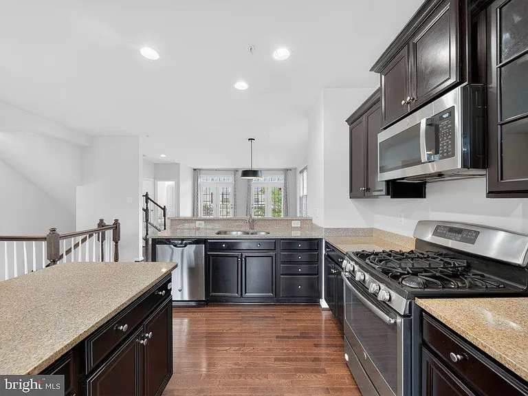1169 Carinoso Cir — Photo 16