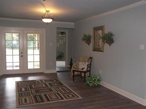3rd image of 39463 Gregg Dr