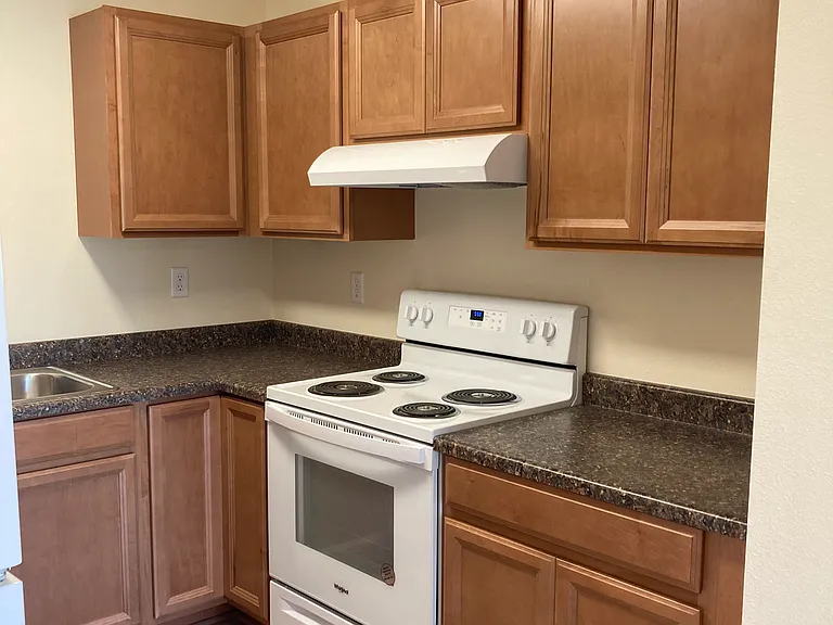 2042 Smith Ln #D — Photo 10