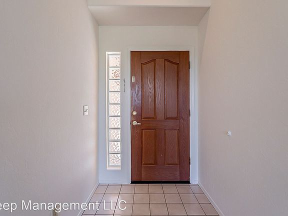 5th image of 6533 N Shadow Bluff Dr