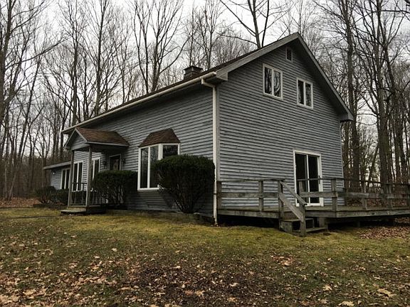 3rd image of 3439 Essex Rd