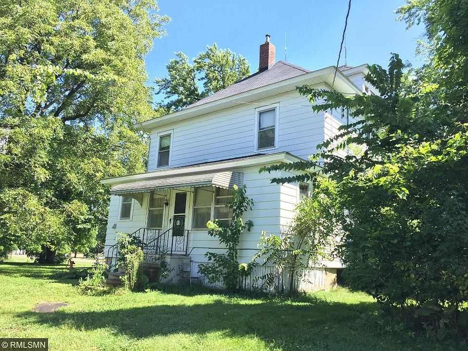 2nd image of 1740 Willow St