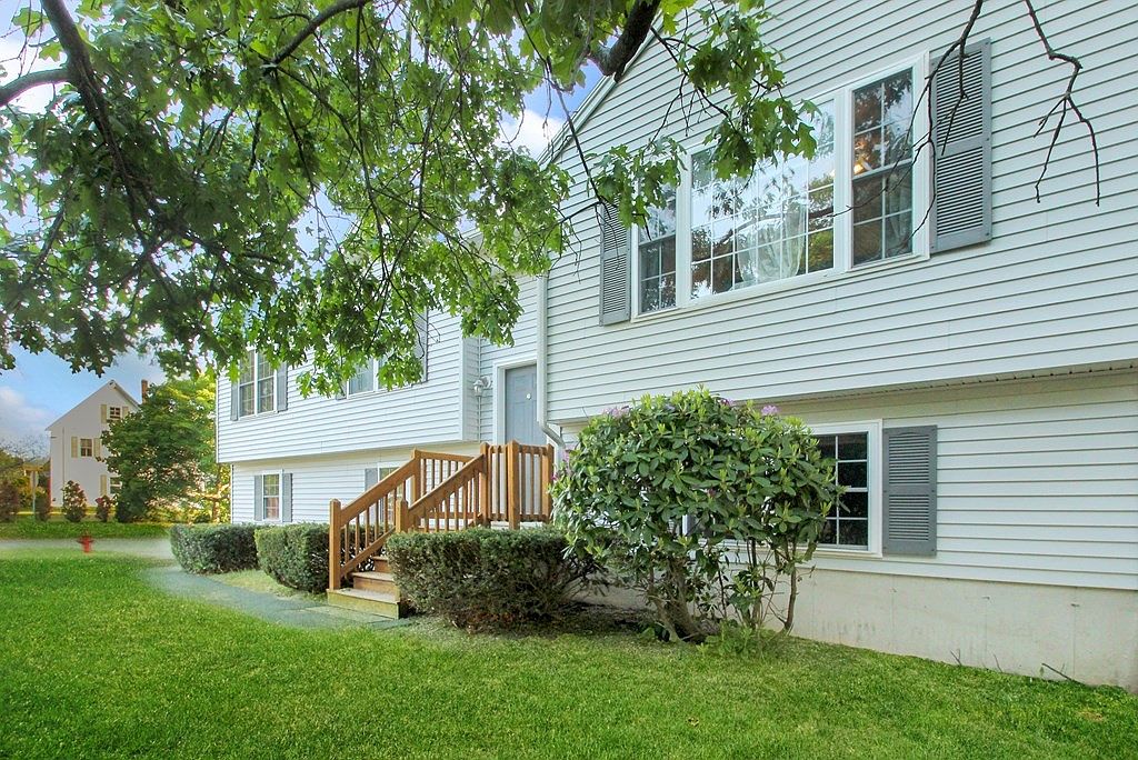 96 Cross St, Methuen, MA 01844 Zillow