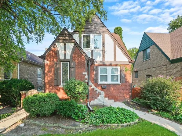 2820 Wisconsin Ave, Berwyn, IL 60402